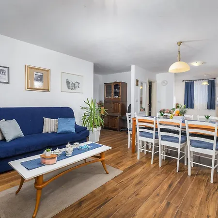Charming Family With Private Pool Villa *