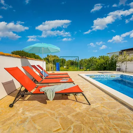 Villa Charming Family With Private Pool *