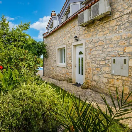 וילה Charming Family With Private Pool *